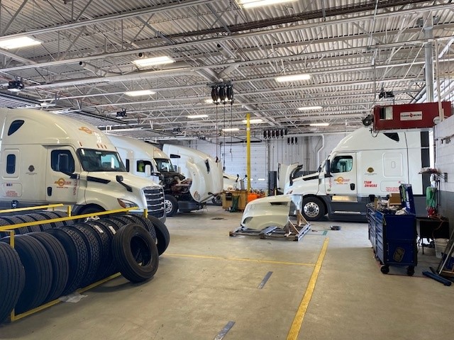 Barr-Nunn Charlotte, NC truck terminal building showing office cubicles chairs and desks